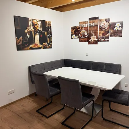 K13-lodge - Moderne In Ansbach-eyb